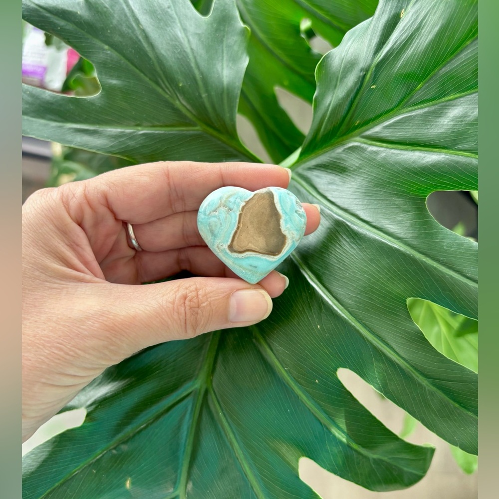 Blue Caribbean Calcite heart
